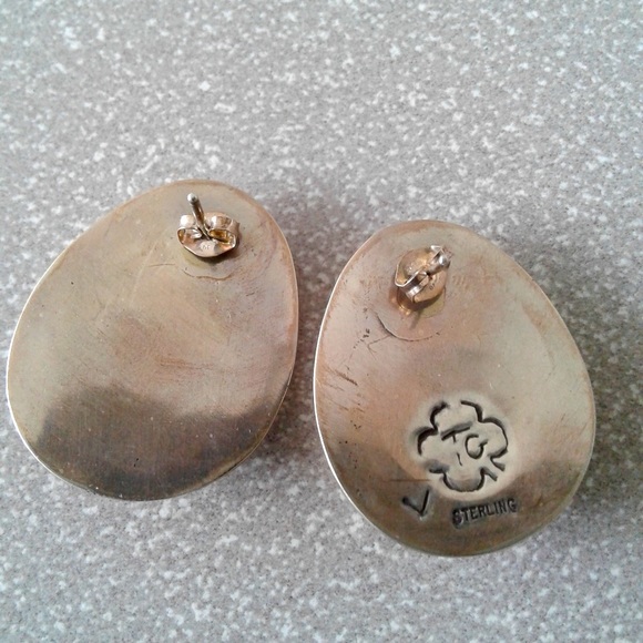 Vintage Native American Navajo Onyx Shadowbox Earrings - Picture 10 of 15